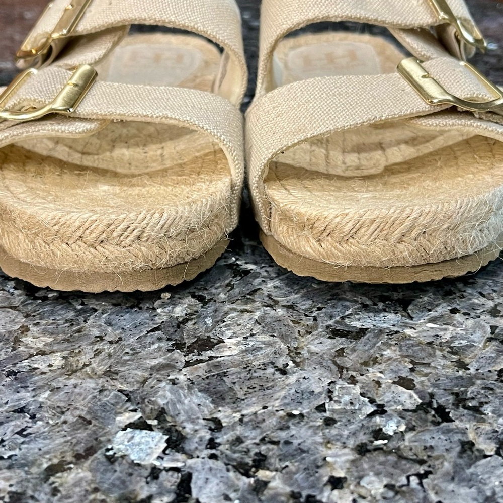 Haute Hippie Tan Nikki Sandals with Gold Buckles Size 7 - Picture 3 of 8